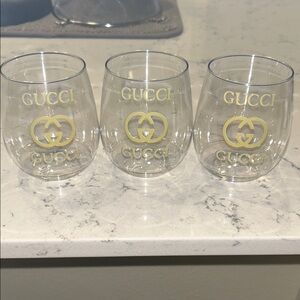 Set of 3 plastic wine cups